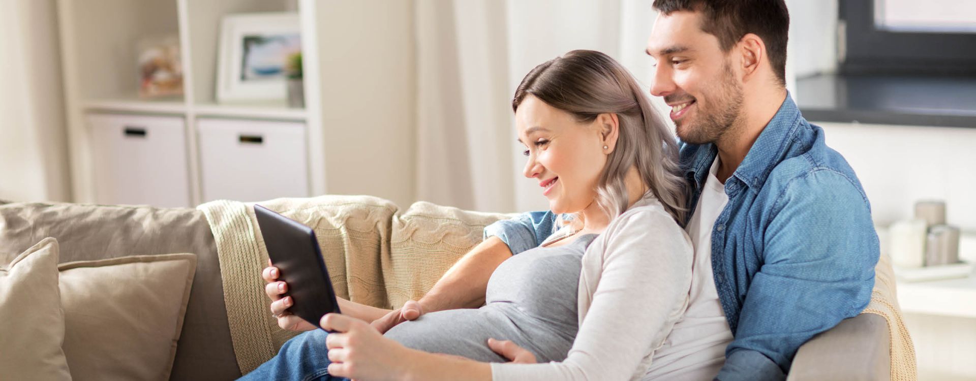 How to Support a Pregnant Wife: Top 18 Ways to Help Article Image