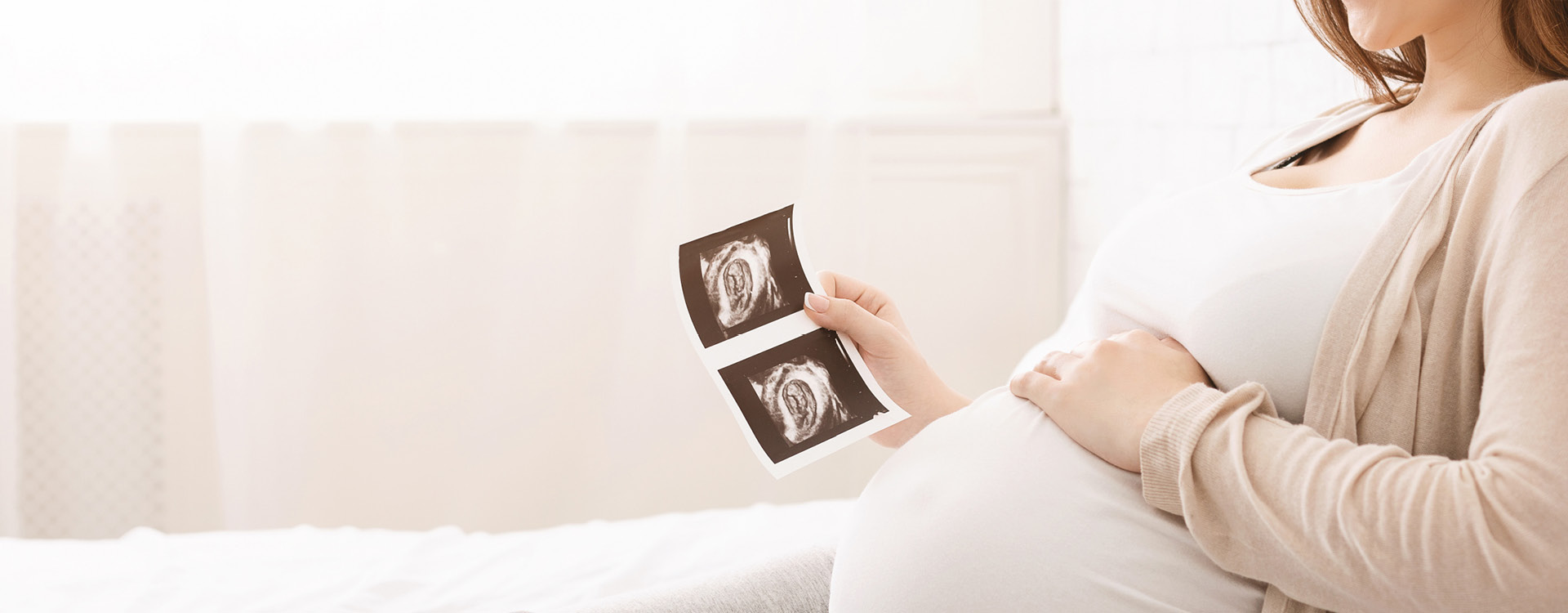 Ultrasounds During Pregnancy: What Doctors Look For Article Image